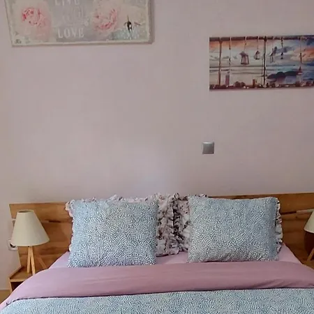 Elpida's House Appartement Spáta